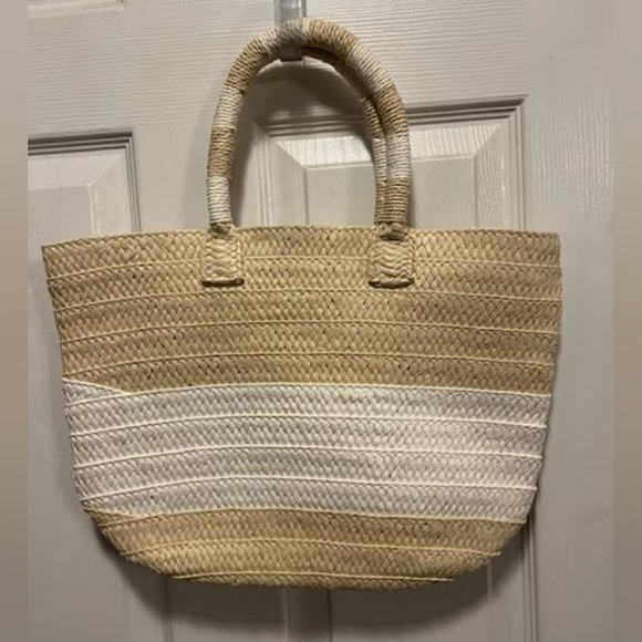 Altru New Stripped Straw Tote HandBag Light Beige preloved EUC - Picture 1 of 2